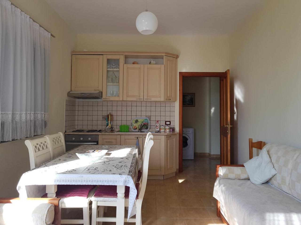 Holiday Family Apartment โกเลม ภายนอก รูปภาพ